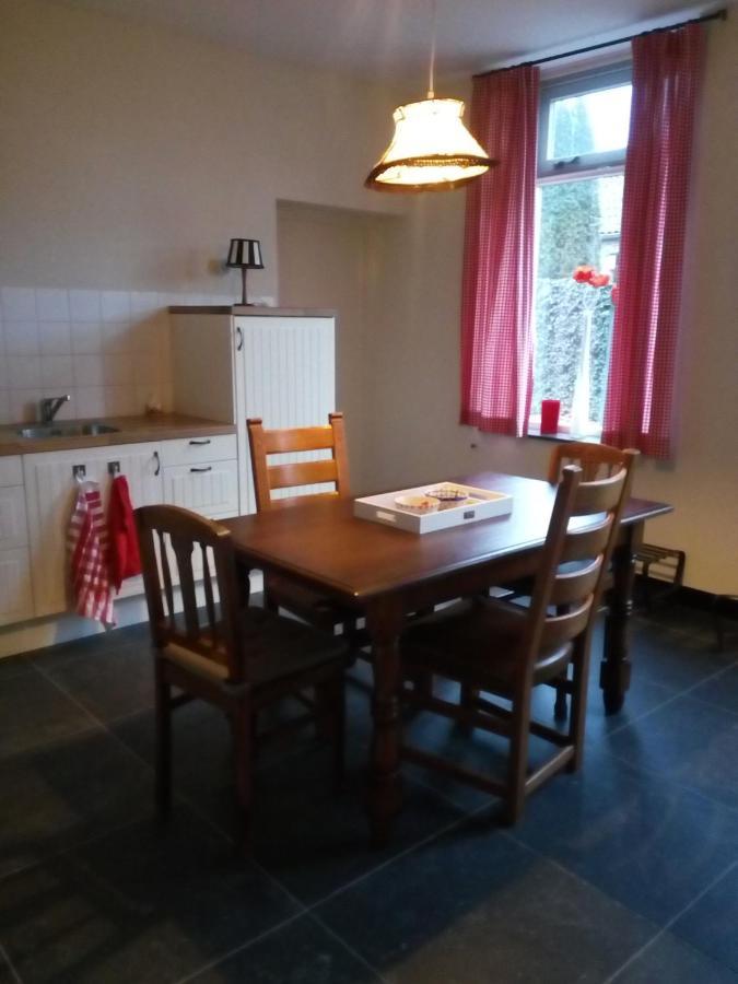 Vakantiehuis In Het Voorhuis Dommelen Exteriör bild