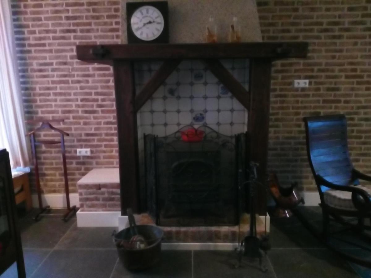 Vakantiehuis In Het Voorhuis Dommelen Exteriör bild